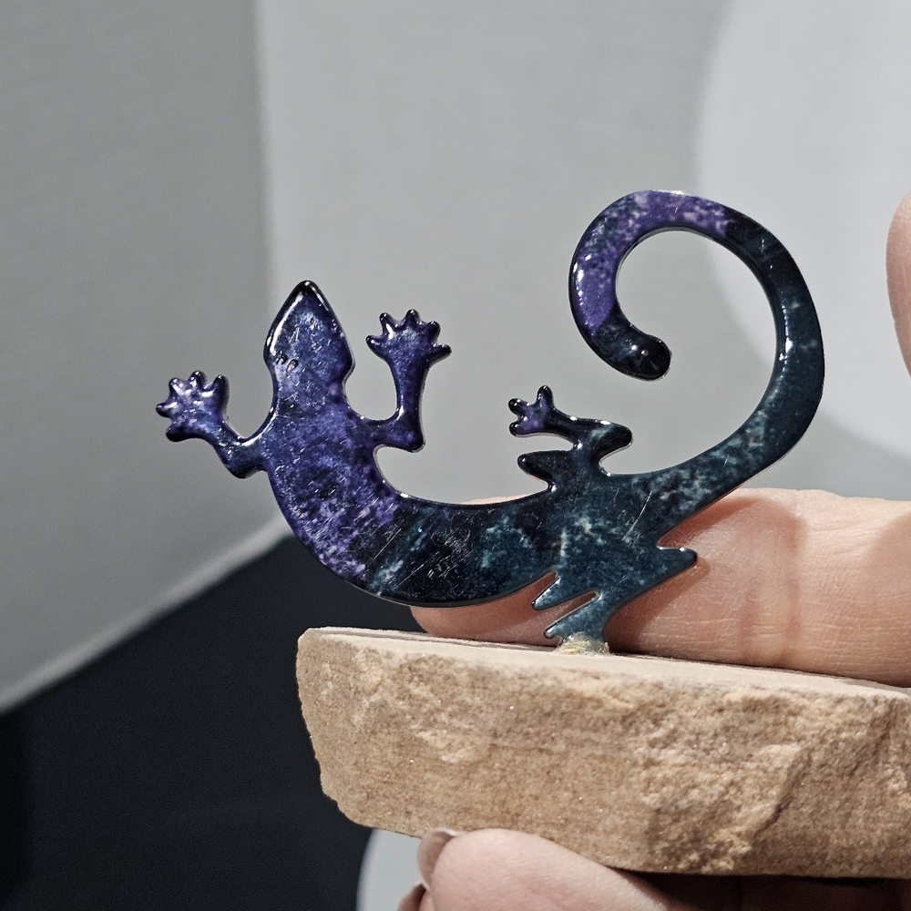Southwestern LazArt Metal Lizzard Paper Weight Petroglyphs Cave Art Gecko 🦎 👀 - Picture 12 of 12